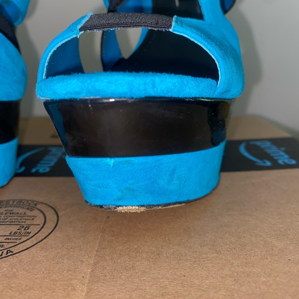 heels - Picture 6 of 6